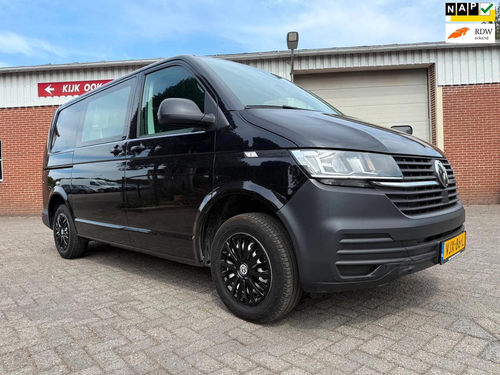 Volkswagen Transporter (2021) — foto 1