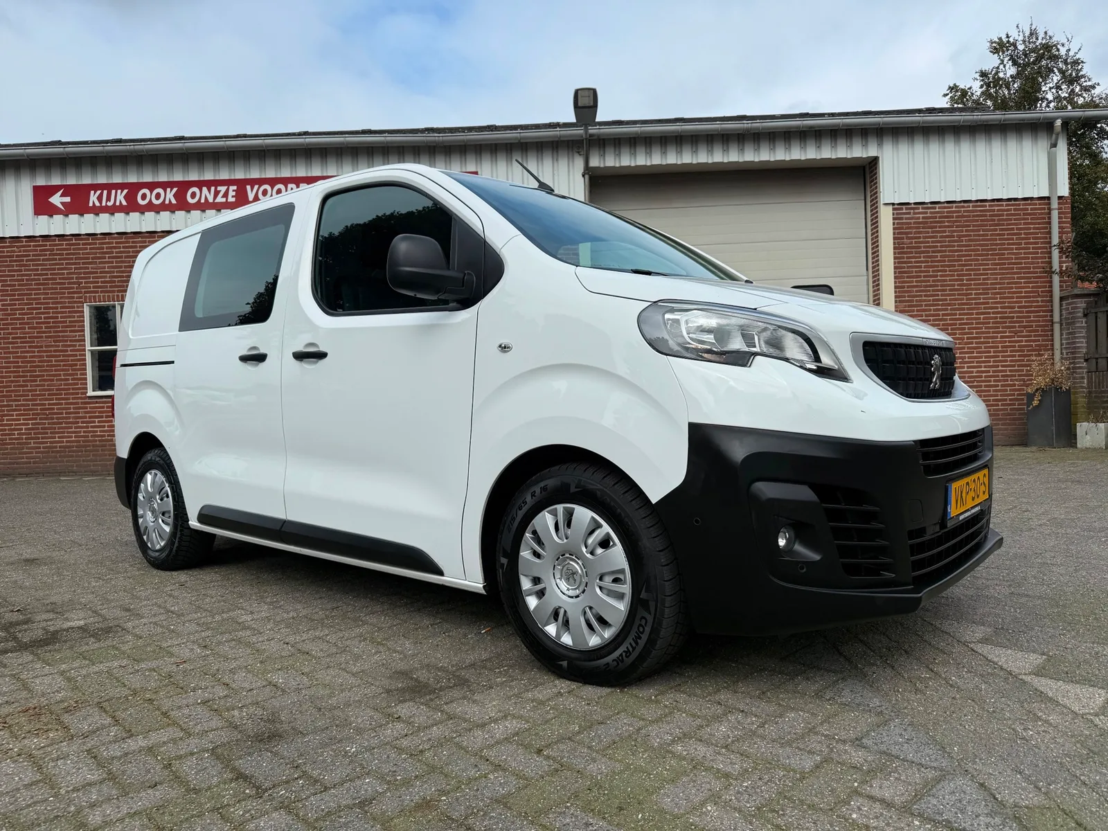 Peugeot Expert (2021) — foto 1