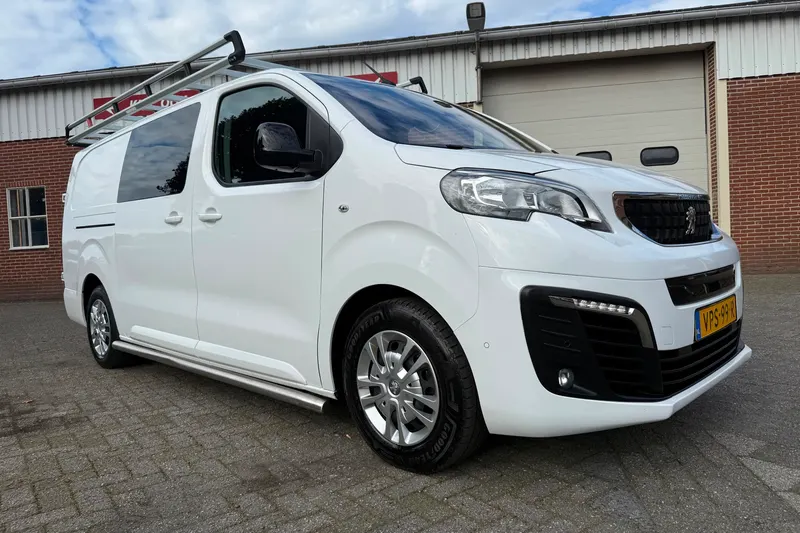 Peugeot e-Expert (2022)