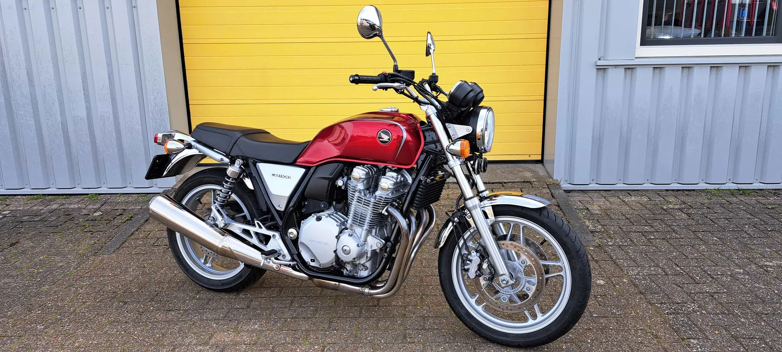 Honda CB 1100 (2014) — foto 1