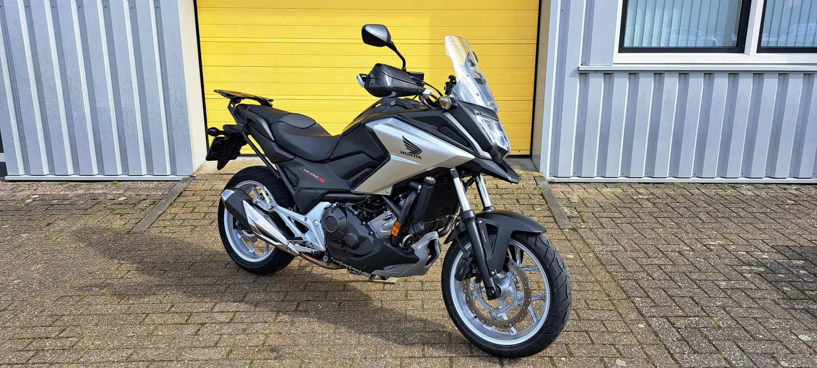 Honda NC 750 XA (2018) — foto 1