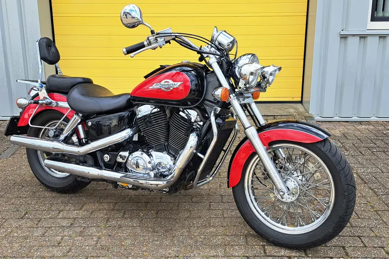 Honda VT 1100 (1995)