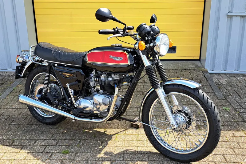 Triumph T140 T 140 Bonneville (1979)