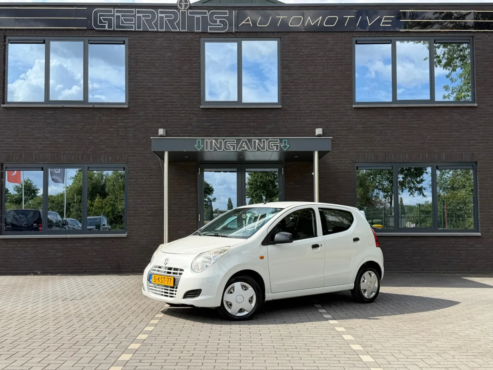 Suzuki Alto (2011) — foto 1