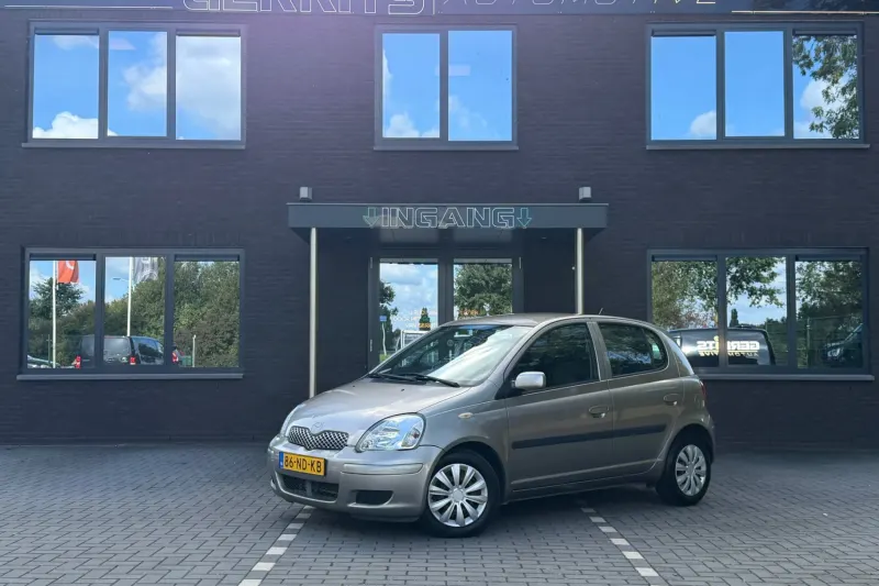 Toyota Yaris (2003)