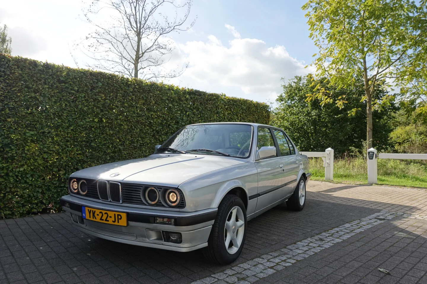BMW 3-Serie (1990) — foto 1