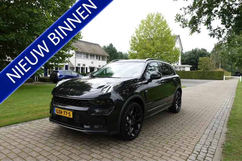 Lynk & Co 01 (2022)