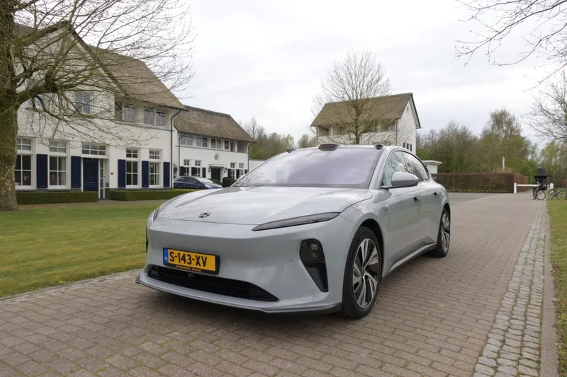 NIO ET5 (2023)