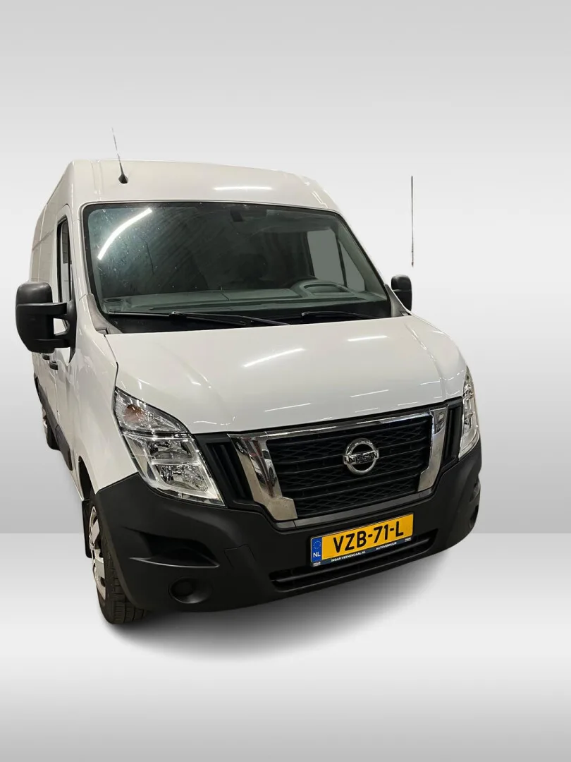 Nissan Interstar (2023) — foto 1
