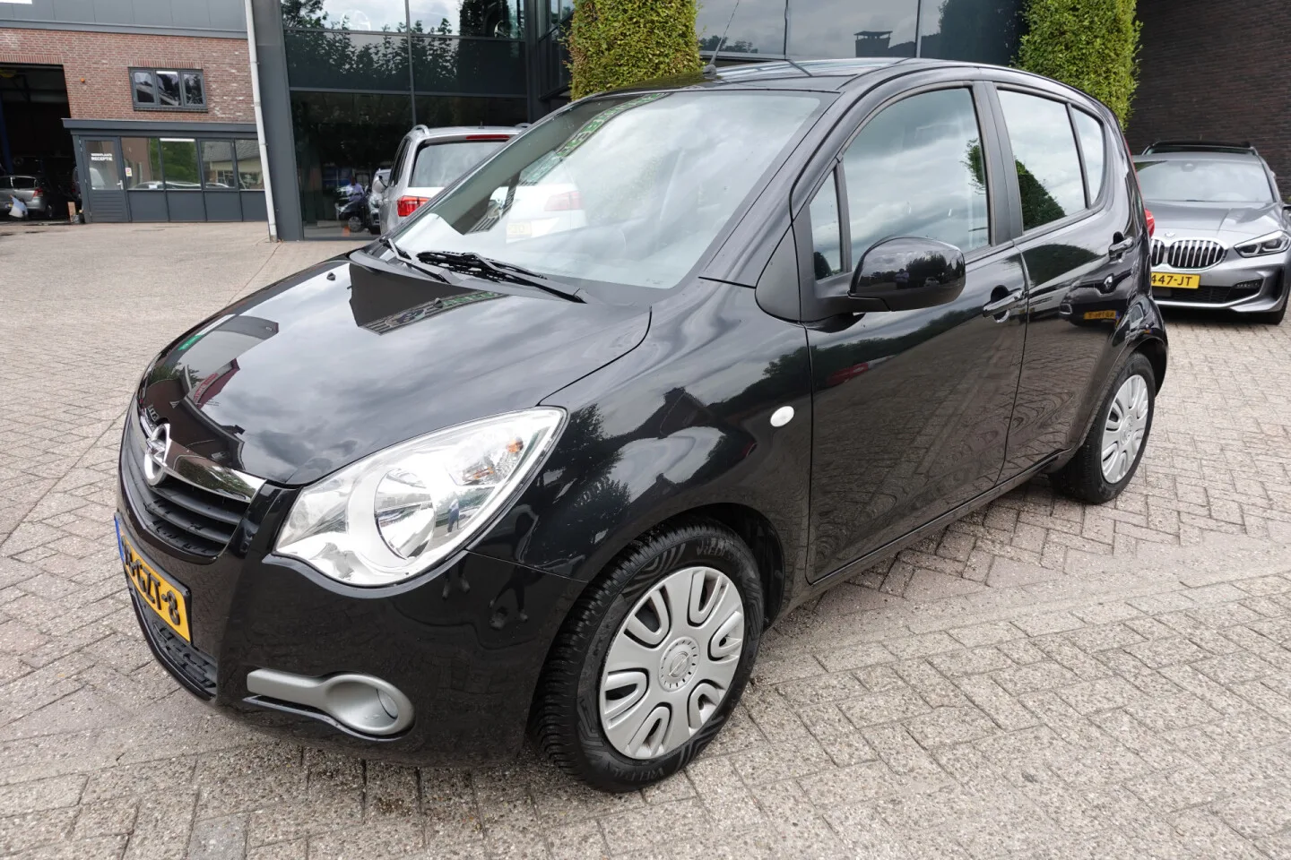 Opel Agila (2008) — foto 1