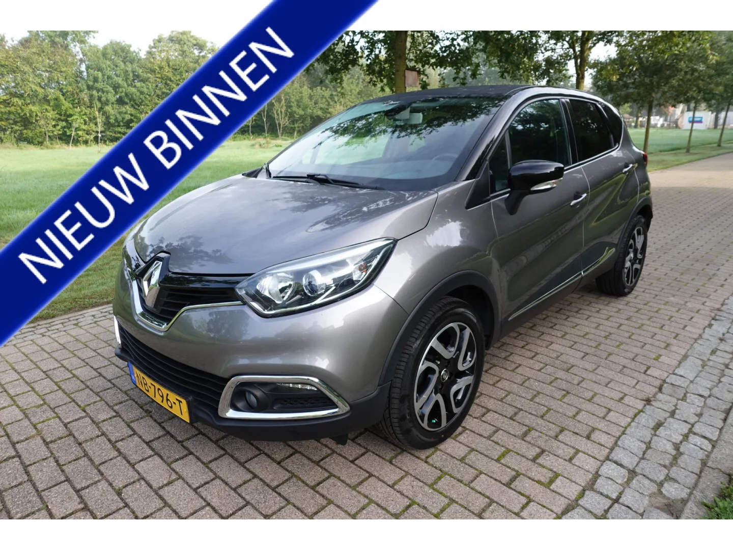 Renault Captur (2017) — foto 1