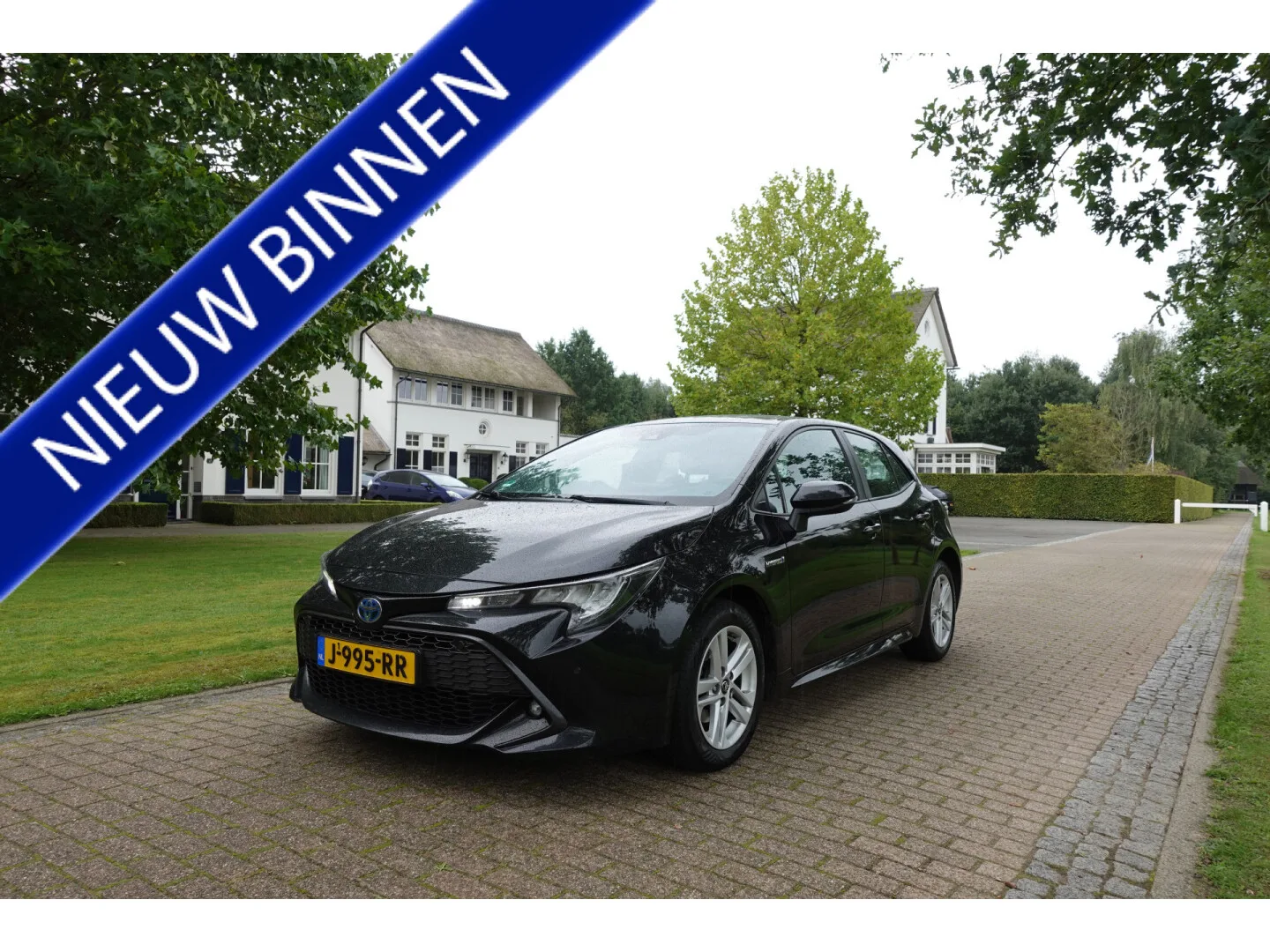Toyota Corolla (2019) — foto 1