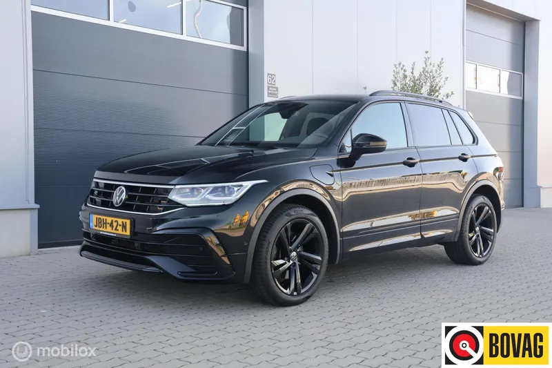 Volkswagen Tiguan (2022)