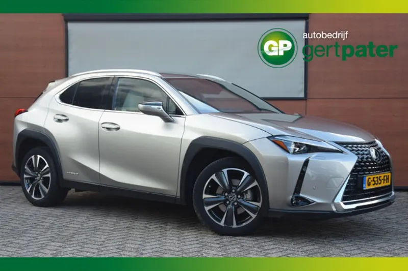 Lexus UX (2019)