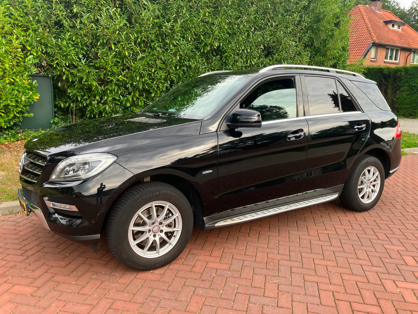Mercedes-Benz ML-Klasse (2012) — foto 1