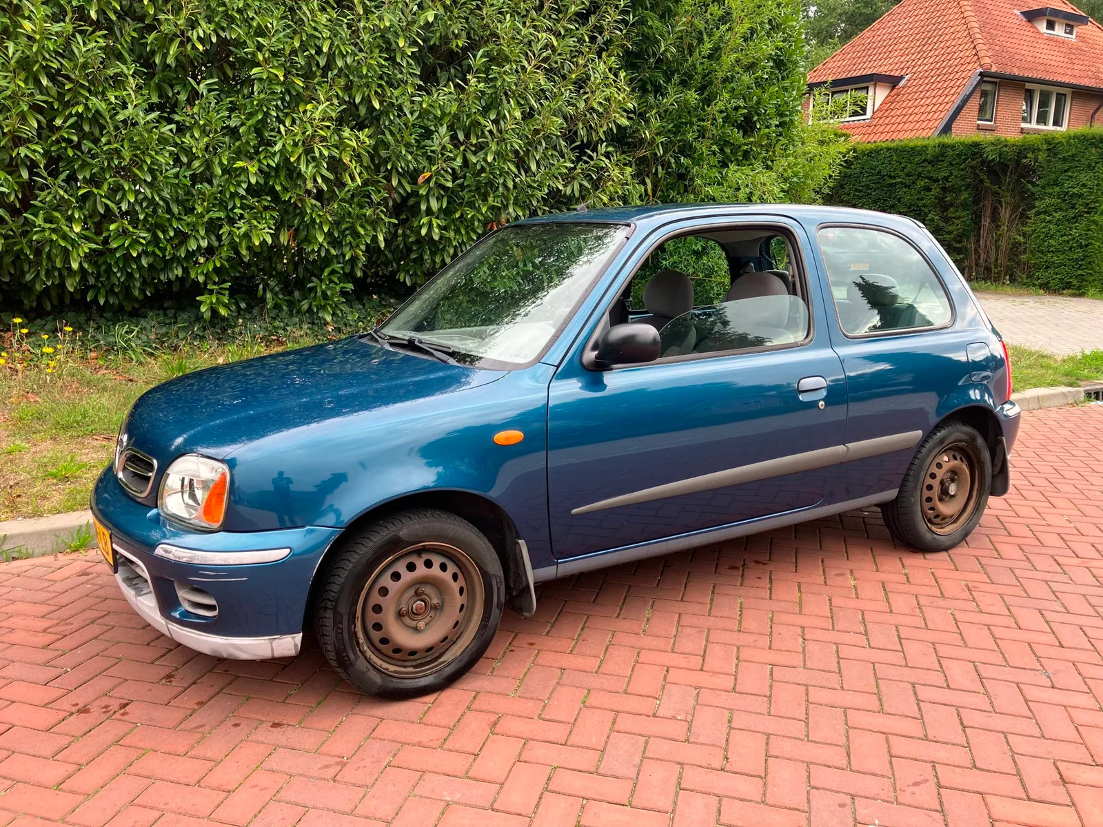 Nissan Micra (2002) — foto 1