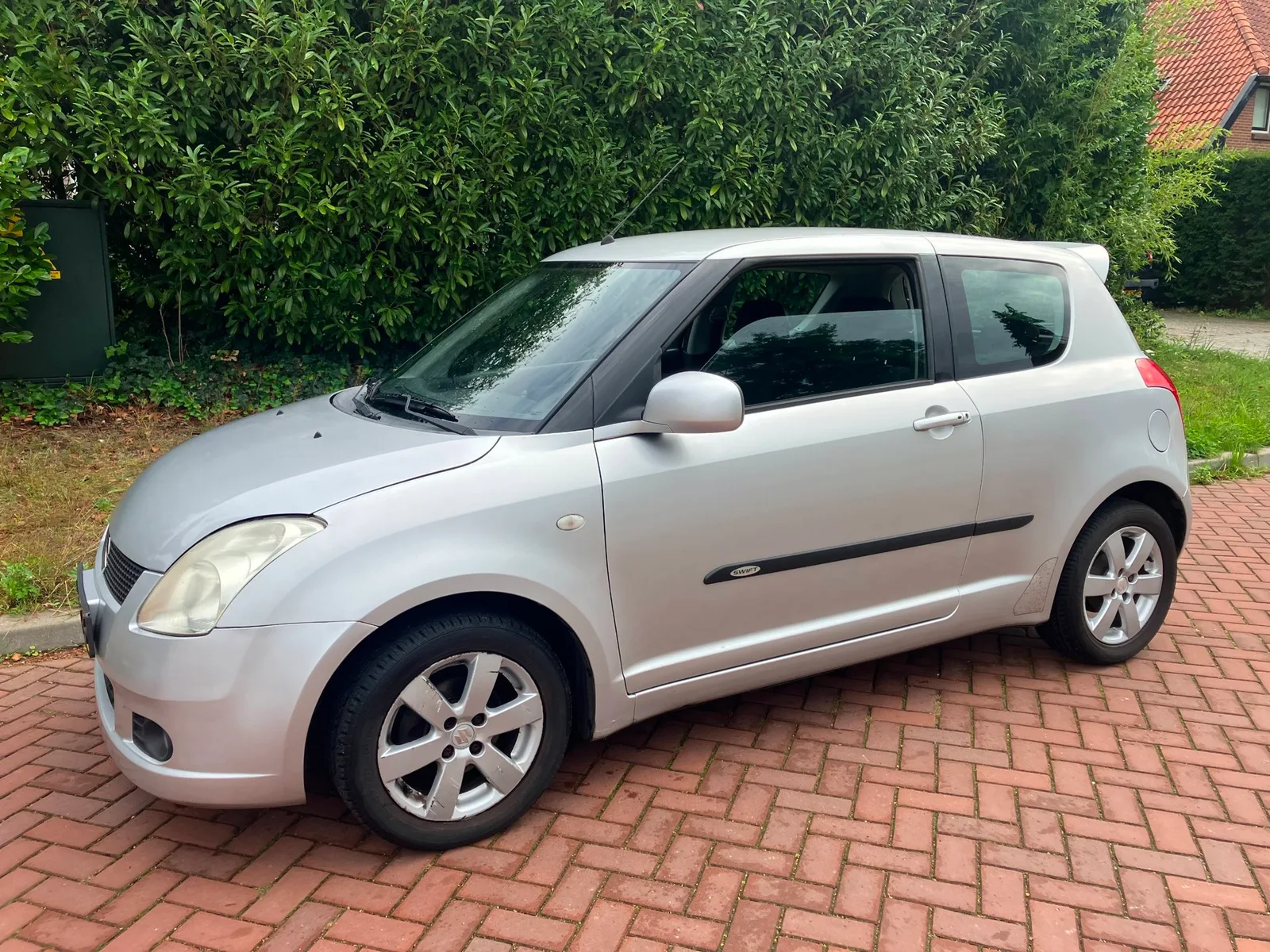 Suzuki Swift (2008) — foto 1