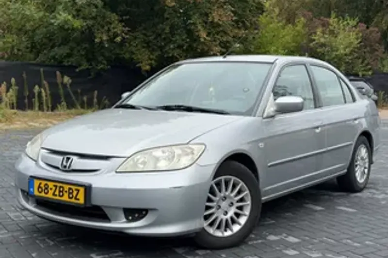 Honda Civic (2003)