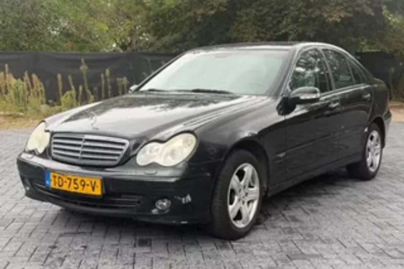 Mercedes-Benz C-Klasse (2005)