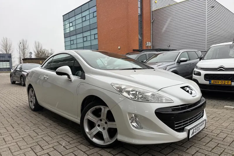 Peugeot 308 (2009)