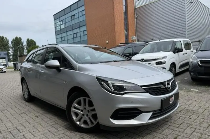 Opel Astra (2020)