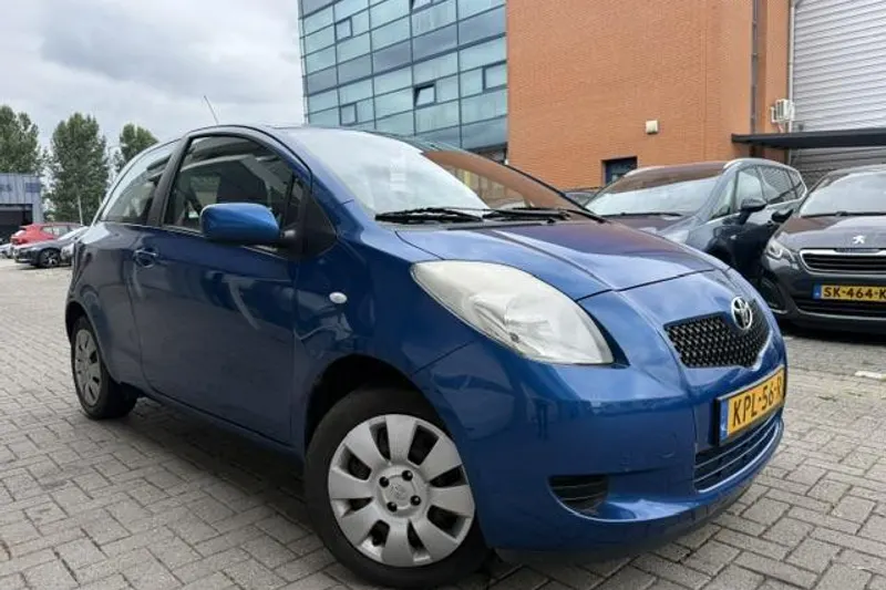 Toyota Yaris (2006)