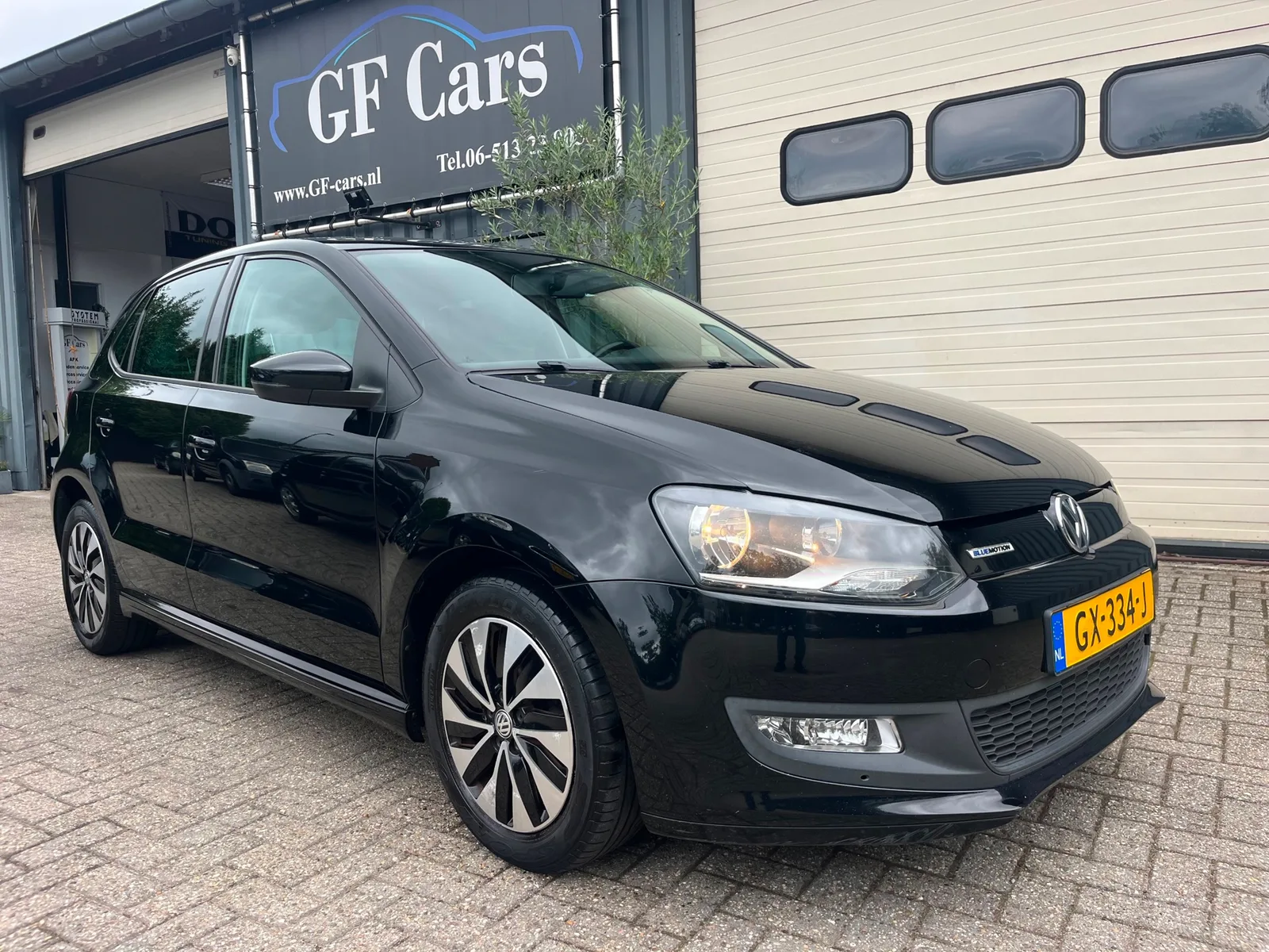 Volkswagen Polo (2015) — foto 1