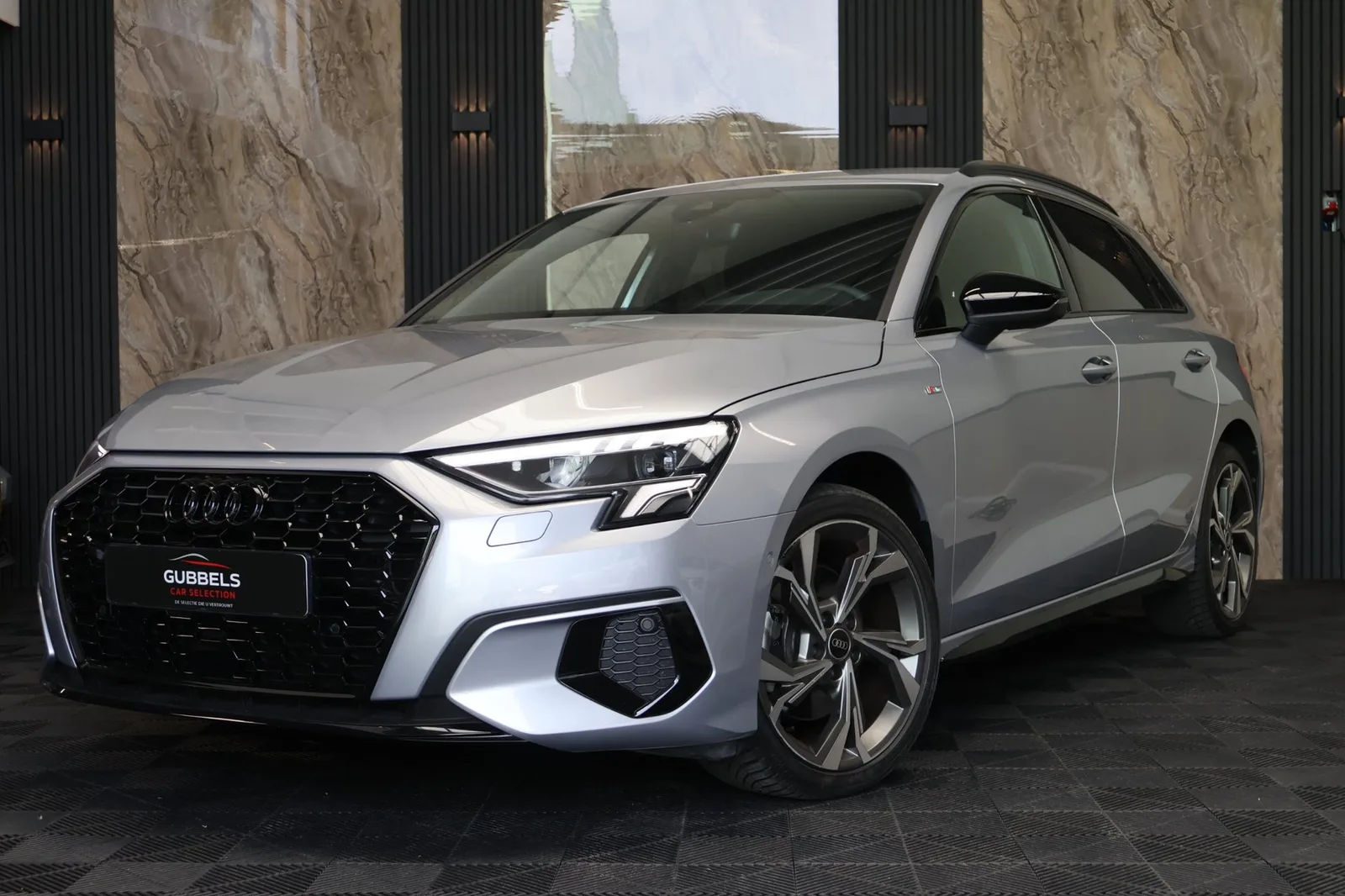 Audi A3 (2021) — foto 1