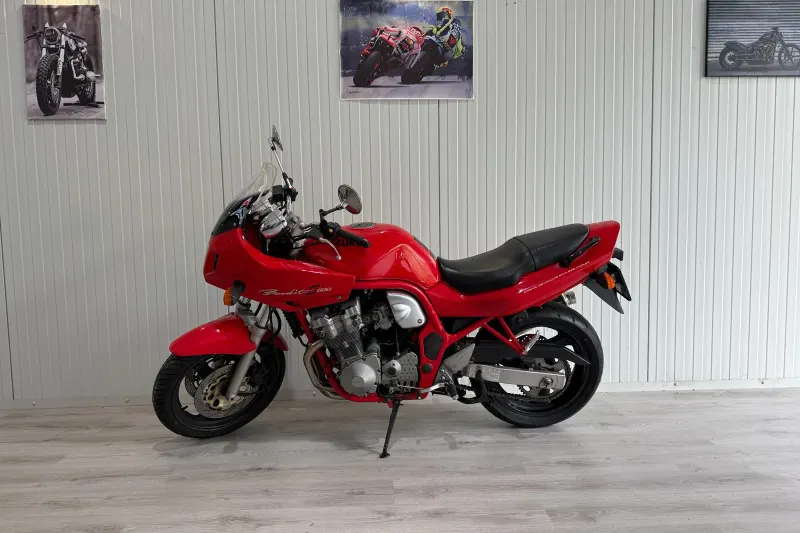 Suzuki Bandit (1996)