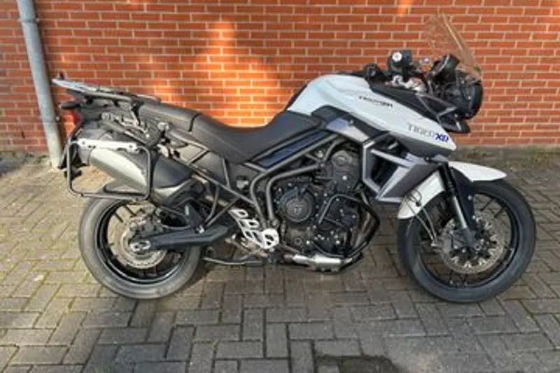 Triumph Tiger 800 XR (2017)