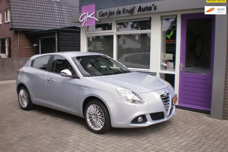 Alfa Romeo Giulietta (2015)