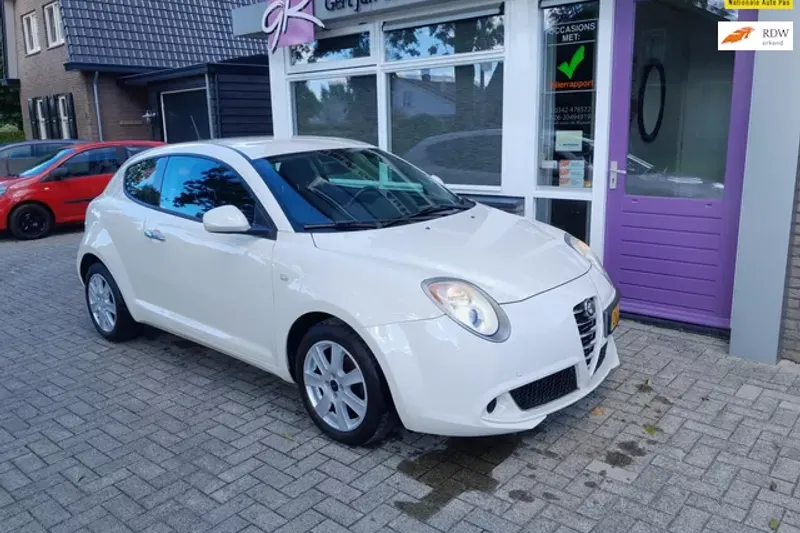 Alfa Romeo MiTo (2009)