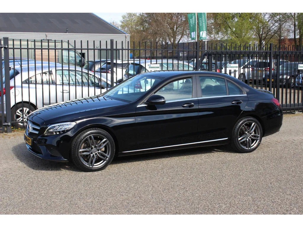 Mercedes-Benz C-Klasse (2020) — foto 1