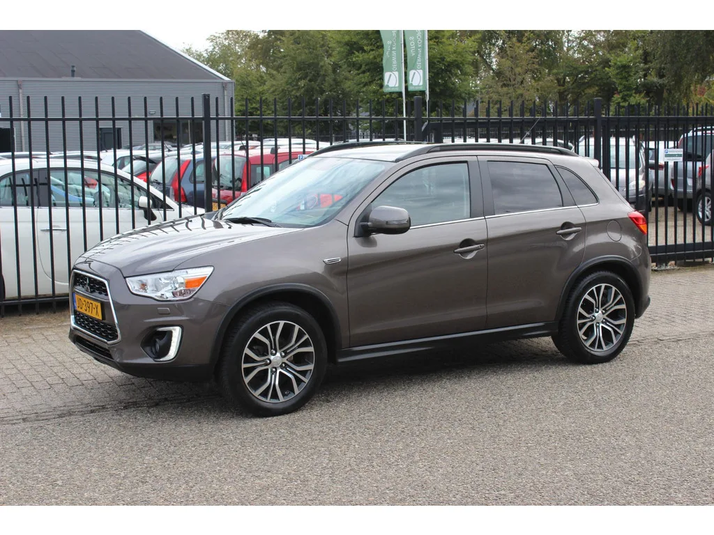 Mitsubishi ASX (2016) — foto 1