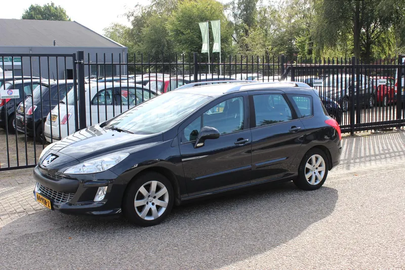 Peugeot 308 (2009)