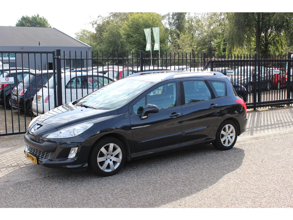 Peugeot 308 (2009) — foto 1
