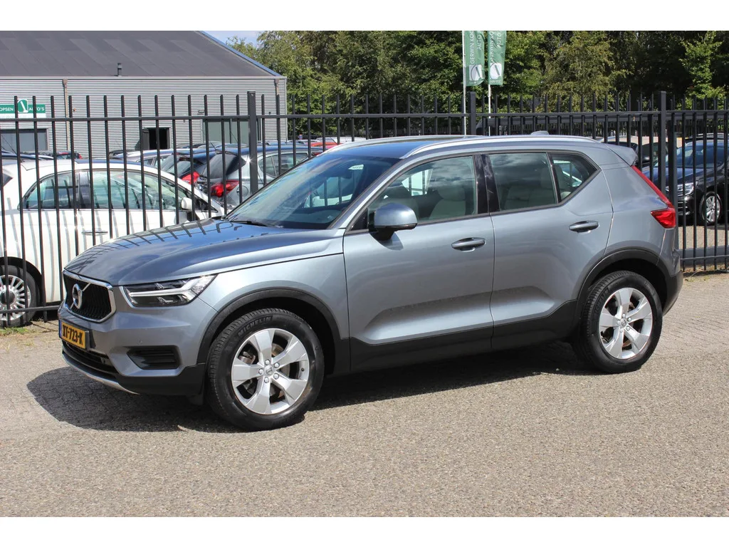 Volvo XC40 (2019) — foto 1