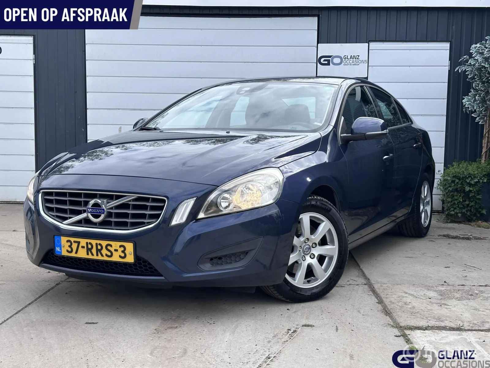 Volvo S60 (2011) — foto 1
