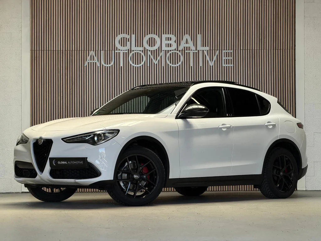 Alfa Romeo Stelvio (2019) — foto 1