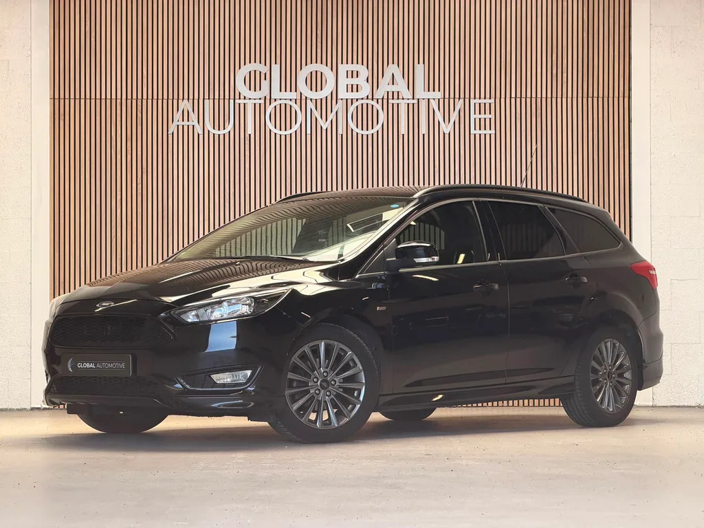 Ford Focus (2018) — foto 1
