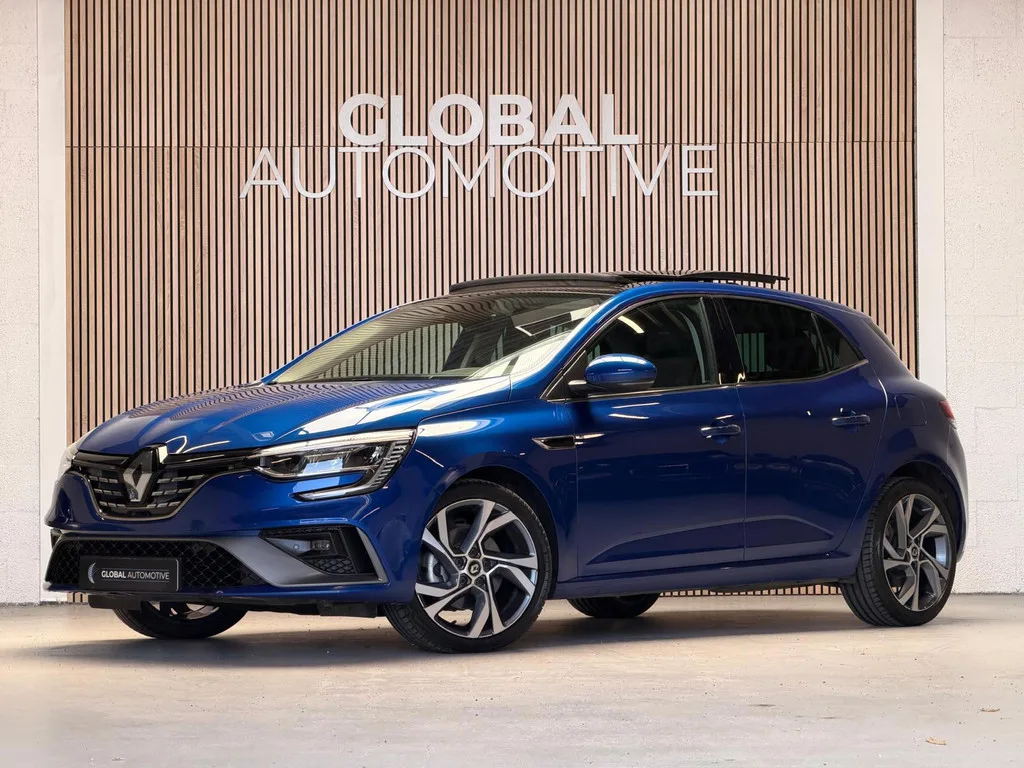 Renault Mégane E-Tech (2022) — foto 1