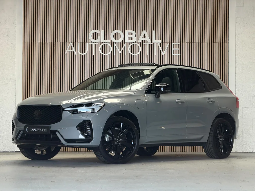Volvo XC60 (2025) — foto 1
