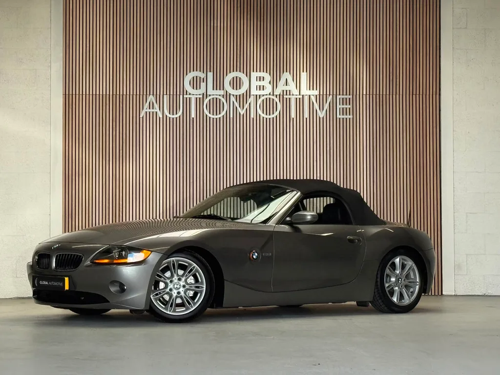 BMW Z4 (2004) — foto 1
