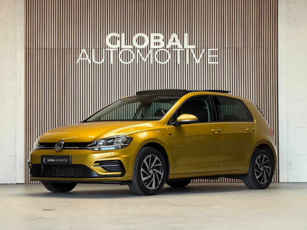 Volkswagen Golf (2018) — foto 1