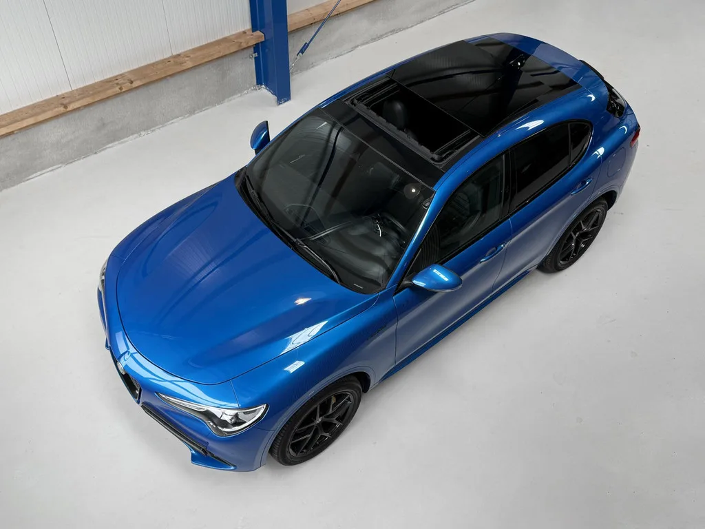 Alfa Romeo Stelvio (2020) — foto 1