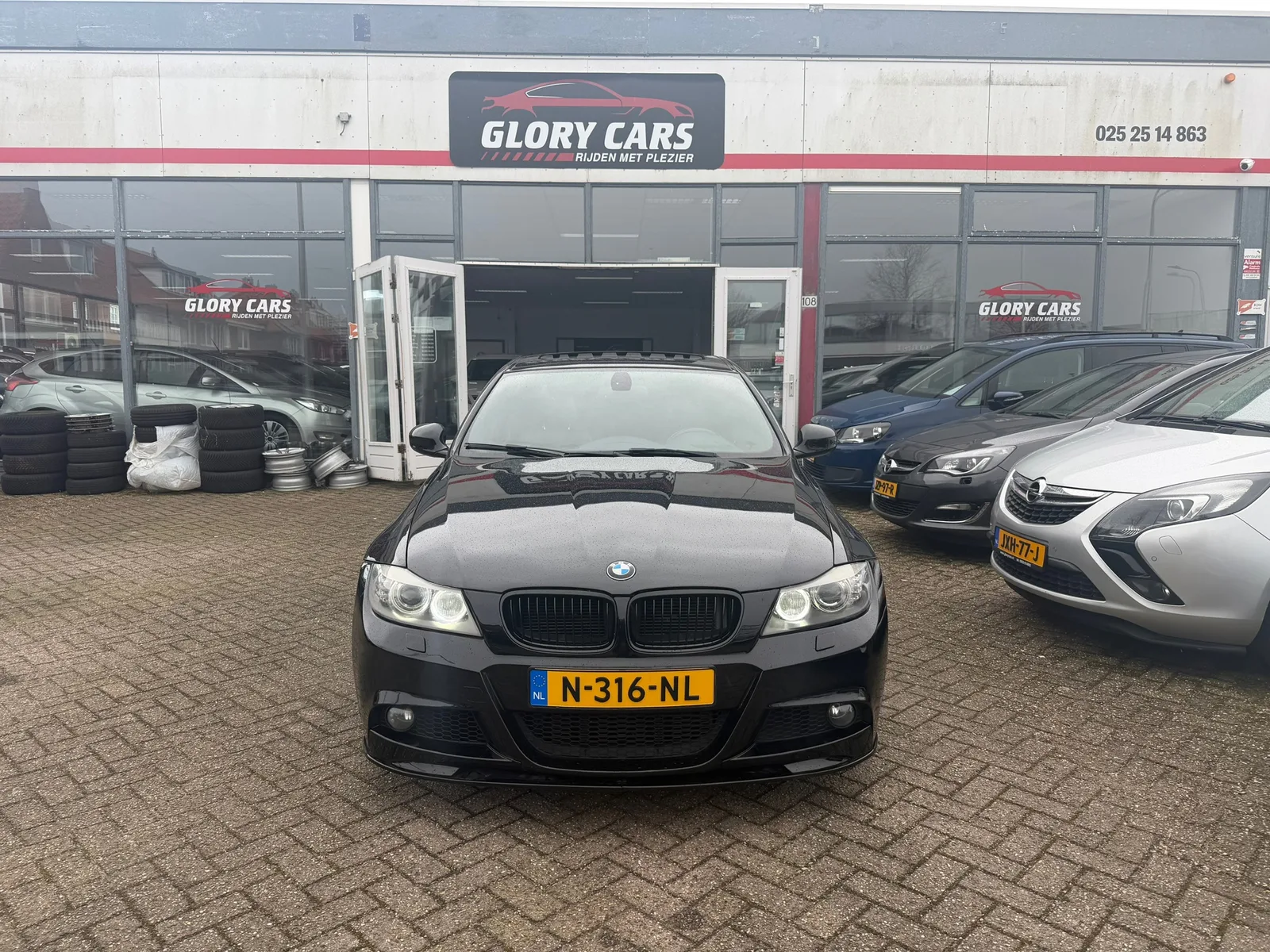 BMW 3-Serie (2011) — foto 1