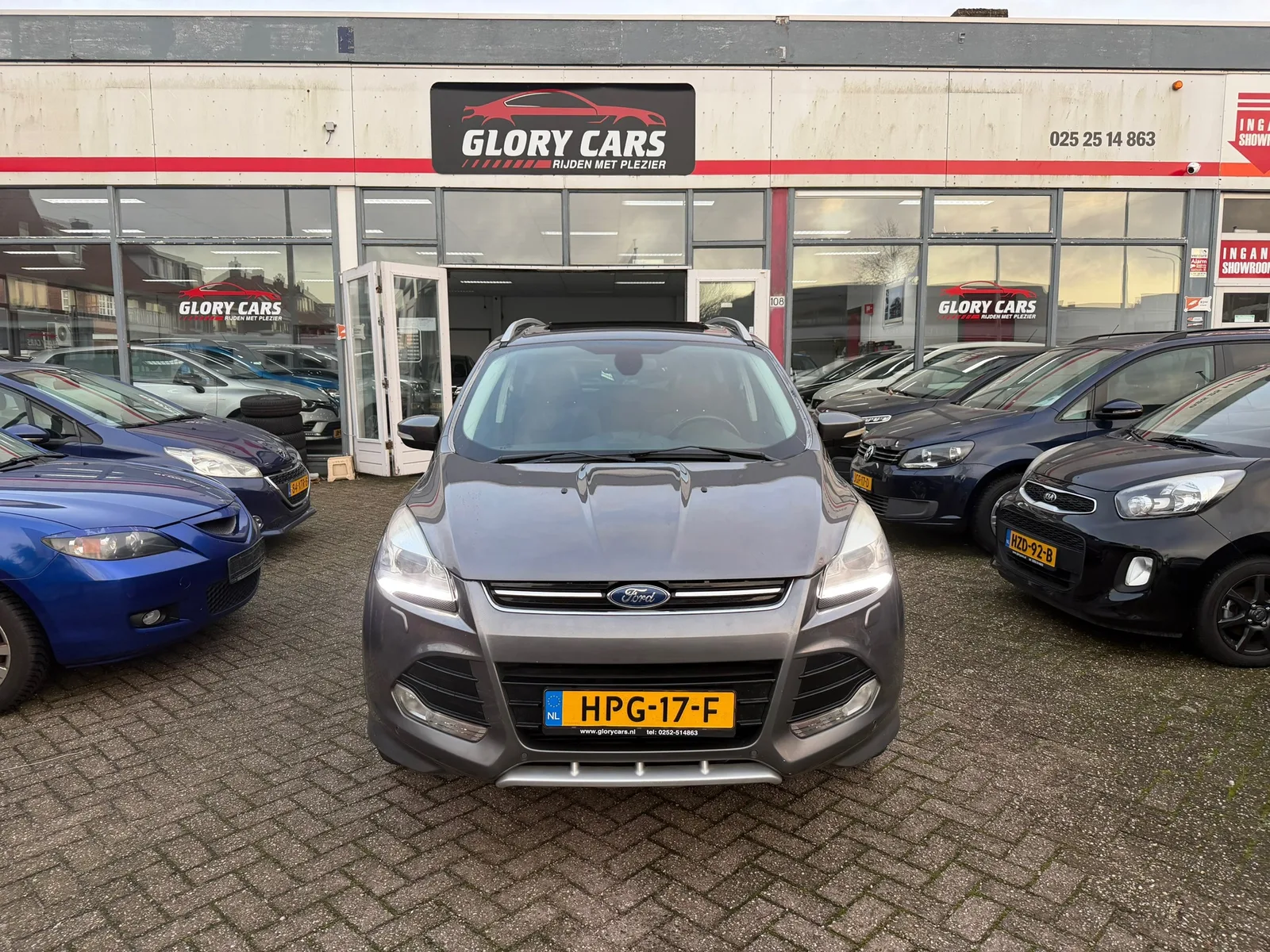 Ford Kuga (2014) — foto 1