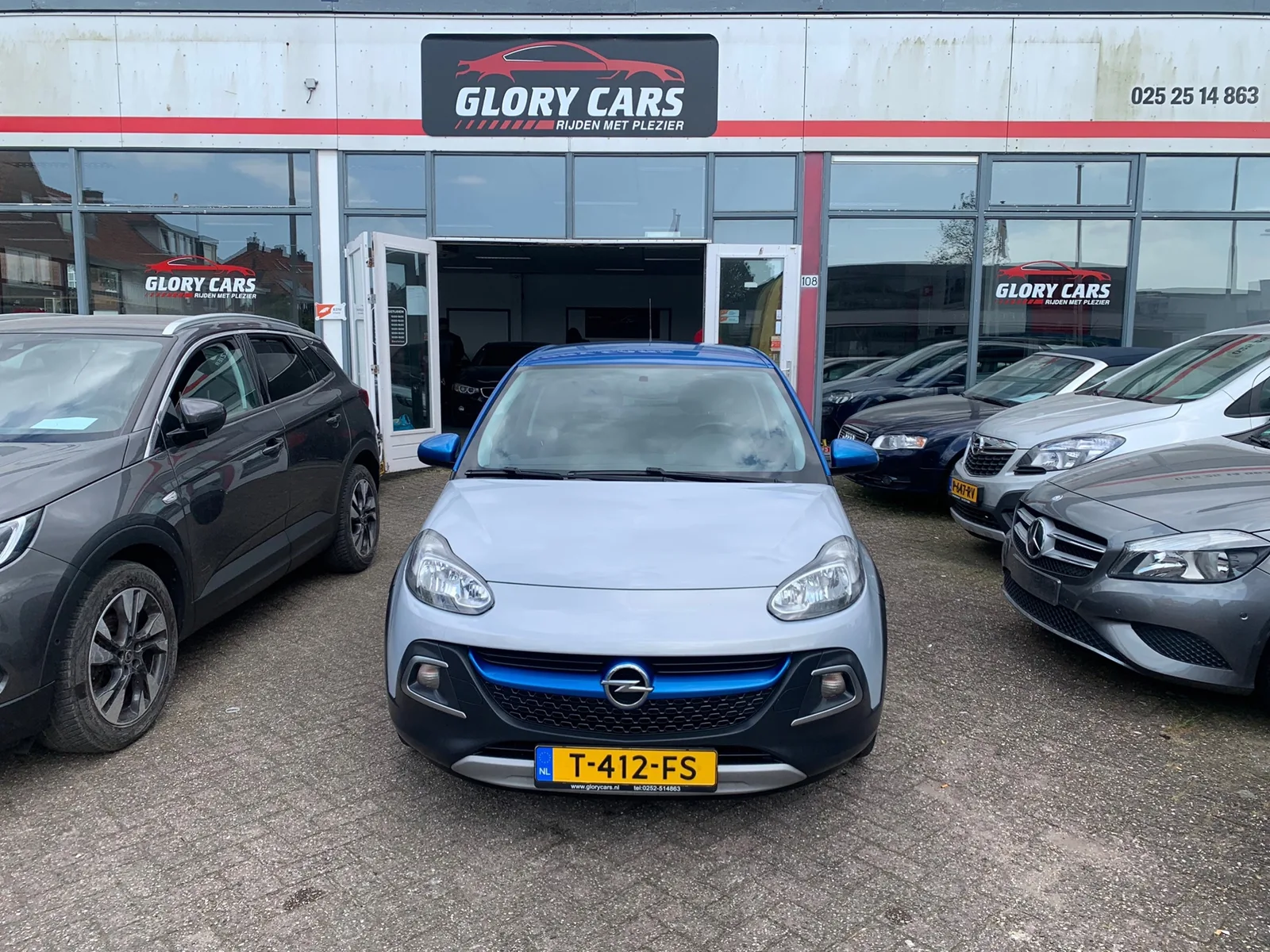 Opel Adam (2015) — foto 1