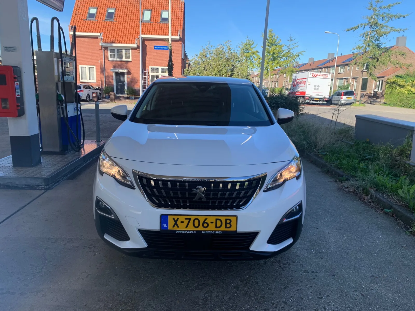 Peugeot 3008 (2019) — foto 1