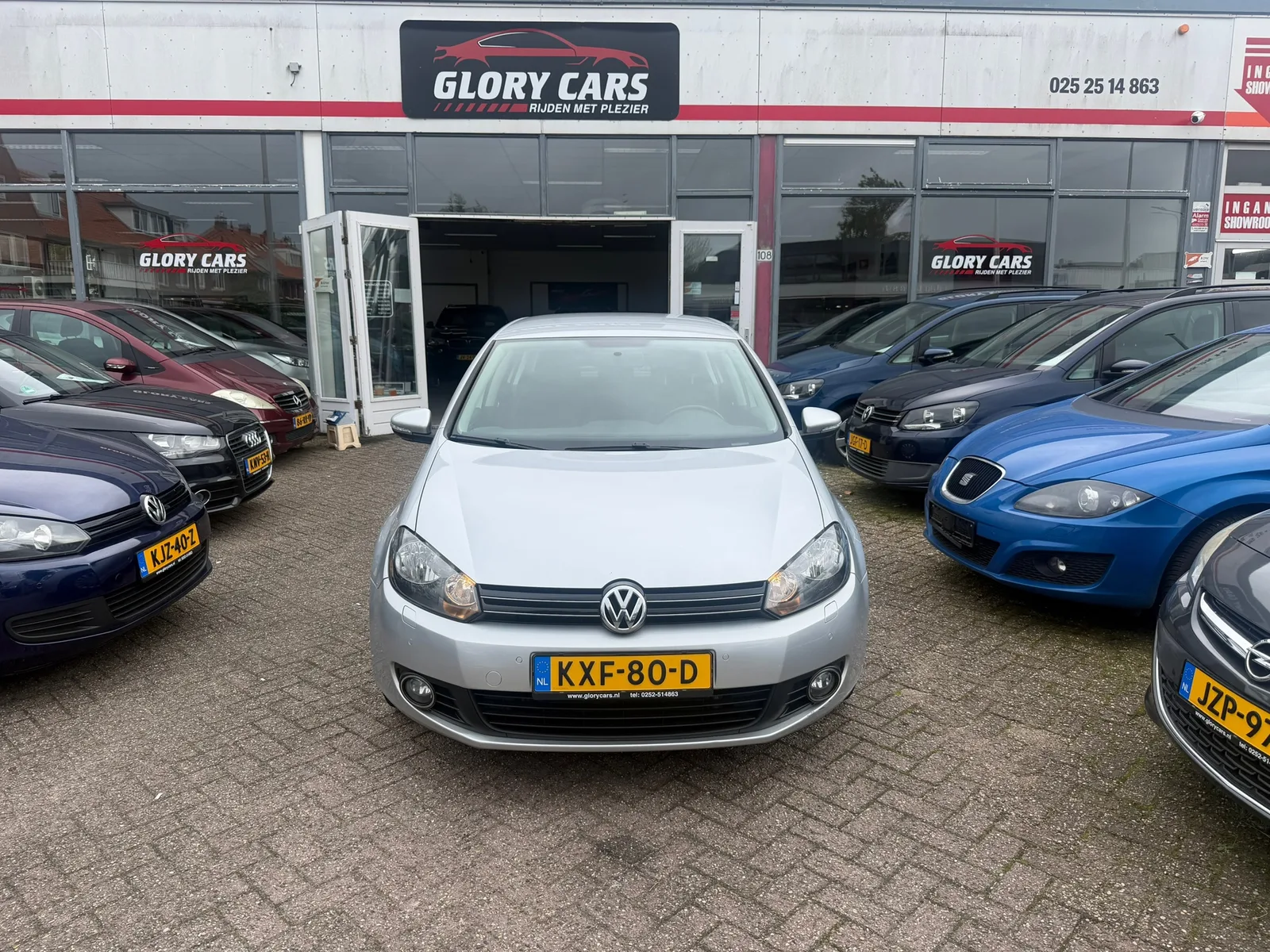 Volkswagen Golf (2009) — foto 1
